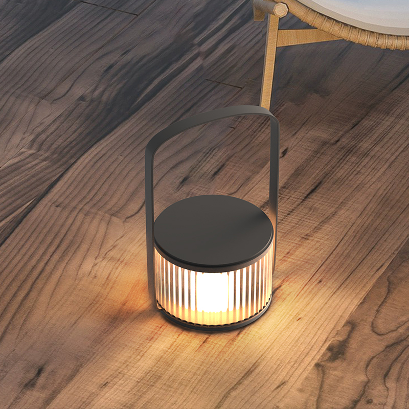 屋外充電式ポータブルアンビエントライトソーラー芝生ヴィラガー - Outdoor Lighting Solar のレビューと価格